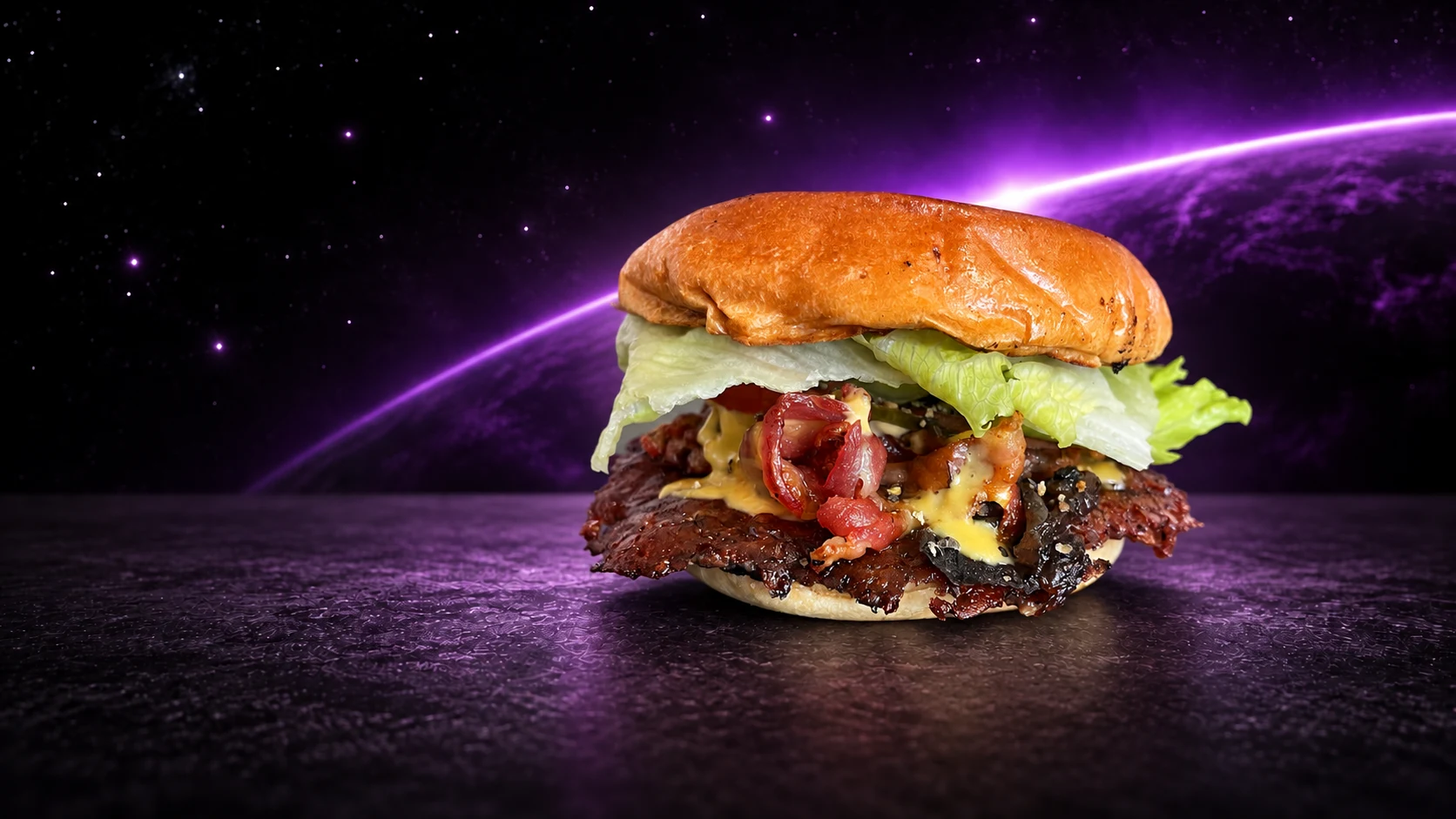 Smashburger vor einem violett leuchtenden Planeten